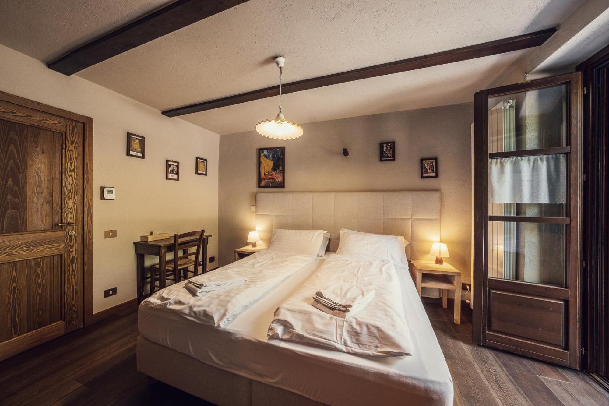 Albergo Locanda Mistral Acceglio Exterior photo